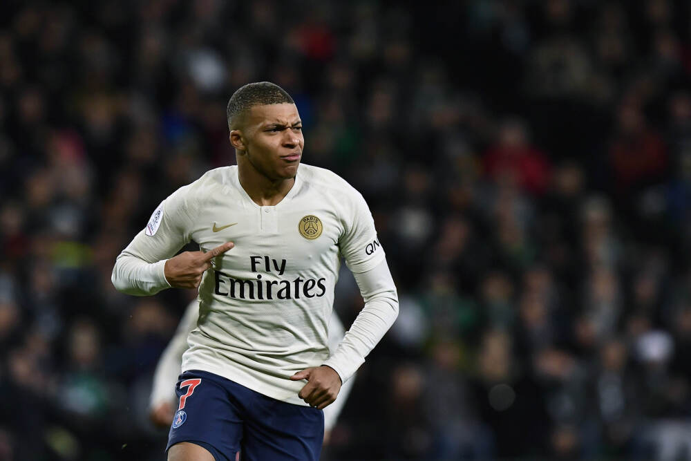 调查|一门“洗稿”生意: AI抄袭“神韵”, 爆款文章遭批量魔改